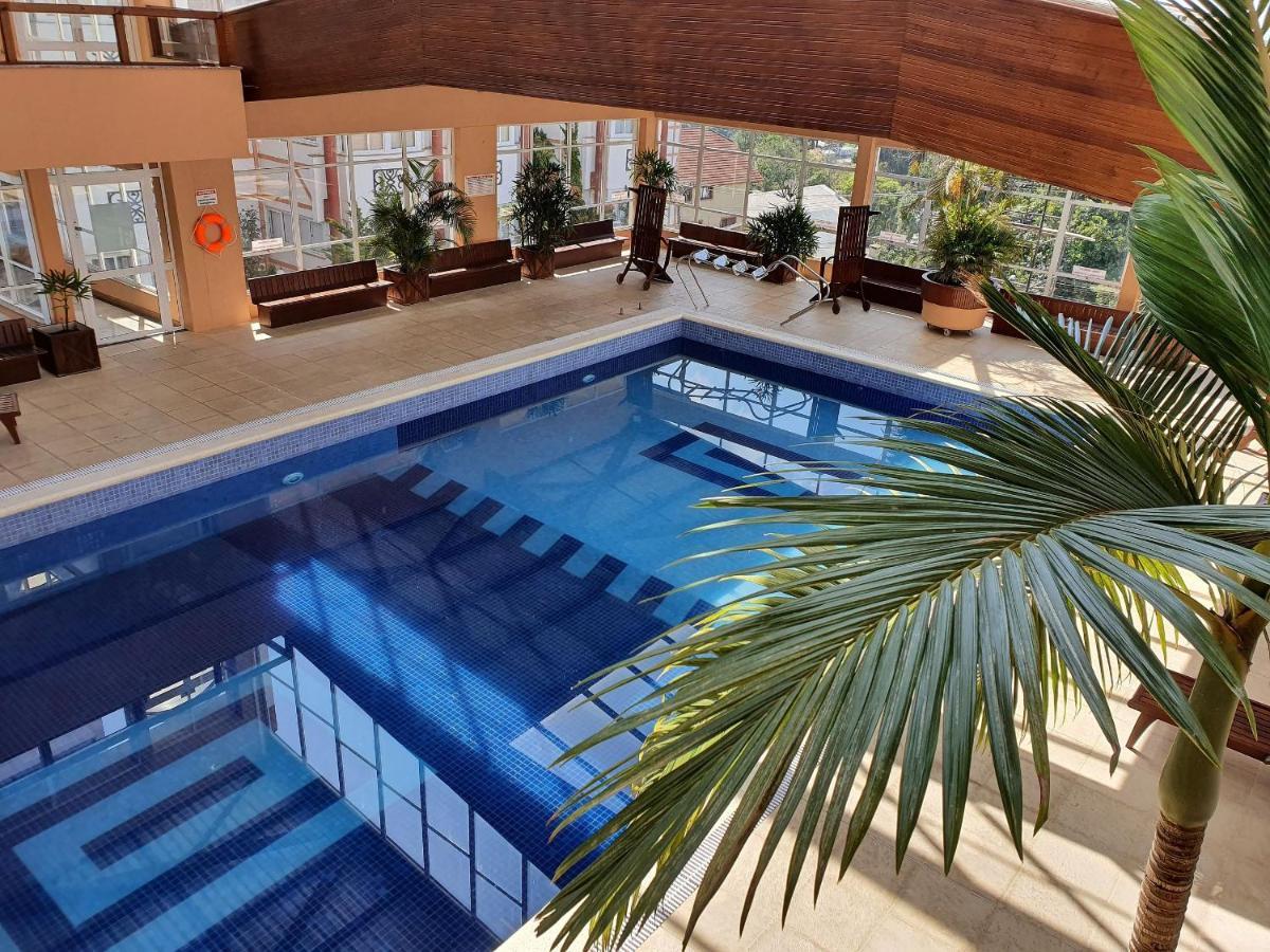 Apto No Centro De Gramado Com Piscina Termica Extérieur photo